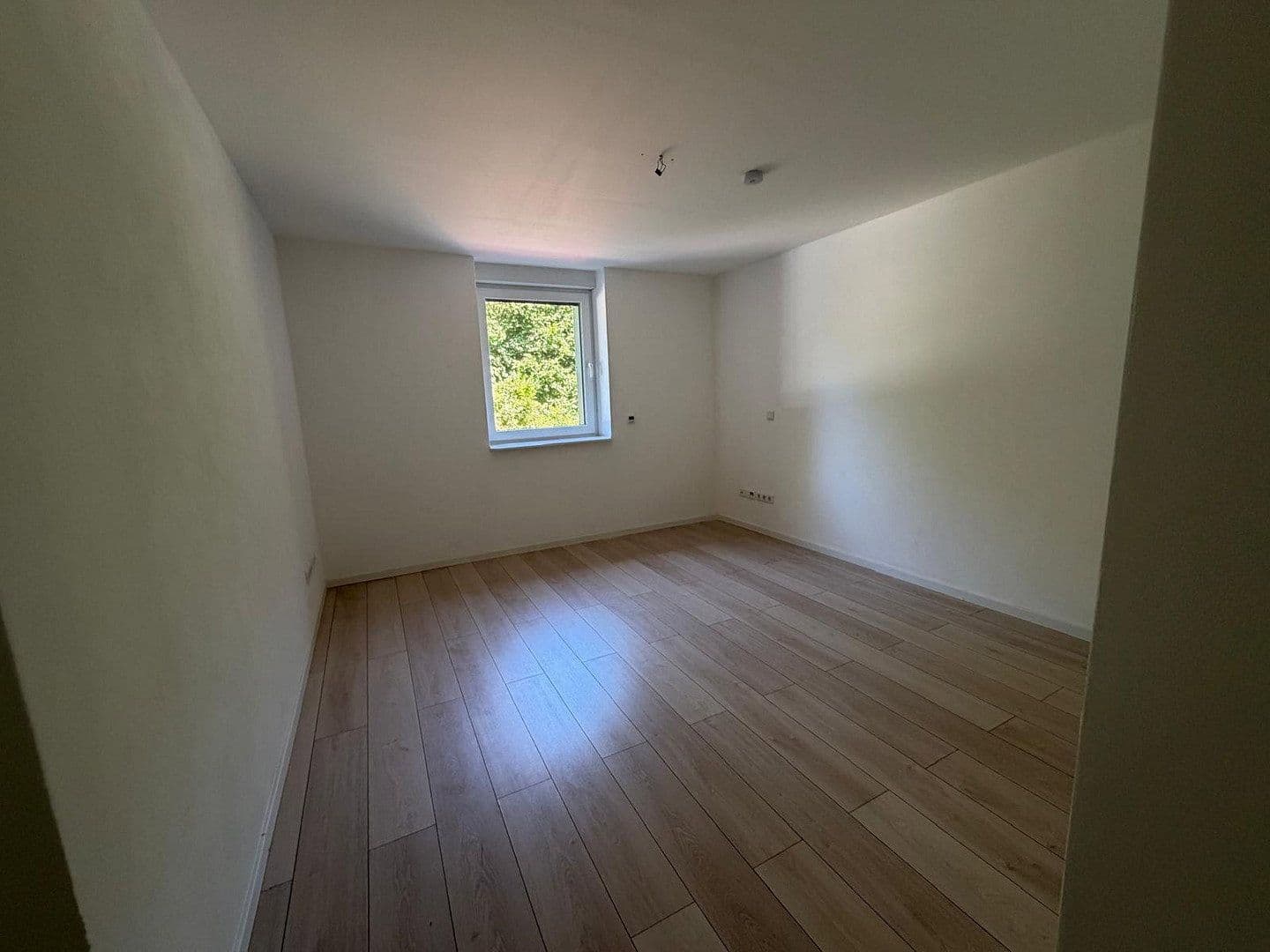 Prenájom bytu 3-izbový 109 m², Bochum, Severné Porýnie - Westfálsko Prenájom bytu 3-izbový 109 m², Bochum, Severné Porýnie - Westfálsko