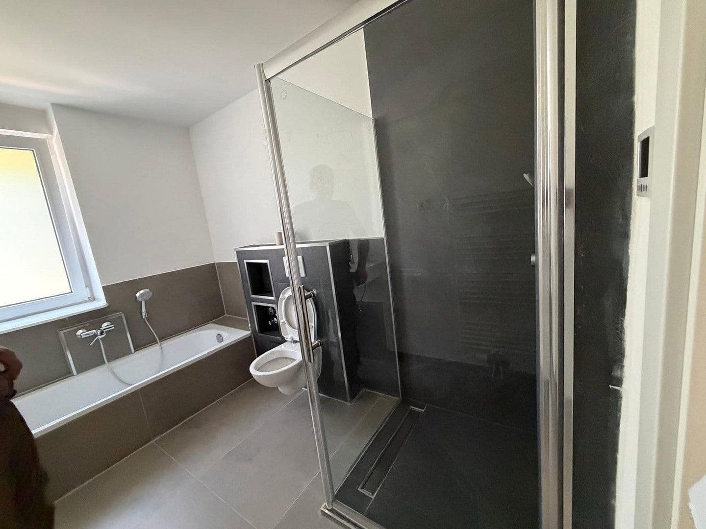Prenájom bytu 3-izbový 109 m², Bochum, Severné Porýnie - Westfálsko Prenájom bytu 3-izbový 109 m², Bochum, Severné Porýnie - Westfálsko