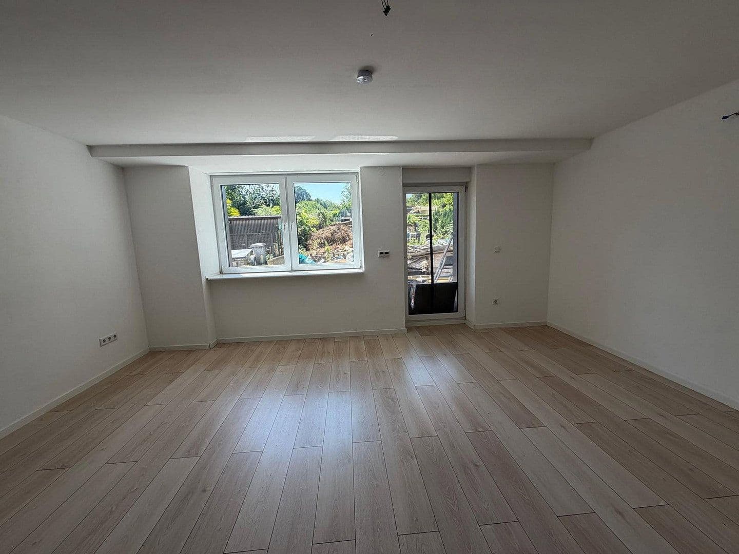 Prenájom bytu 3-izbový 109 m², Bochum, Severné Porýnie - Westfálsko Prenájom bytu 3-izbový 109 m², Bochum, Severné Porýnie - Westfálsko