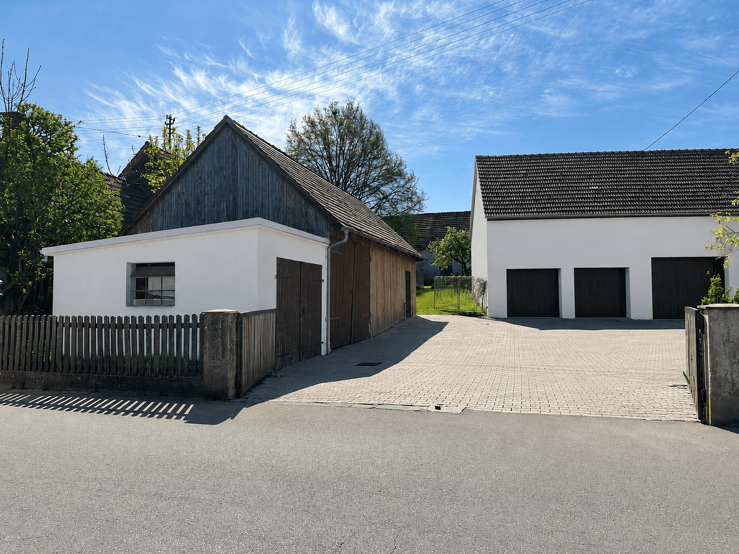Predaj domu 240 m², pozemok 1.700 m², Aindling, Bavorsko Predaj domu 240 m², pozemok 1.700 m², Aindling, Bavorsko