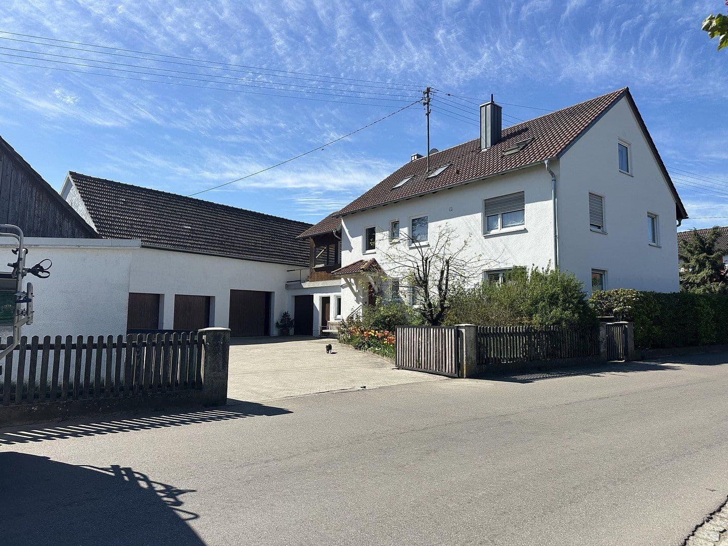 Predaj domu 240 m², pozemok 1.700 m², Aindling, Bavorsko Predaj domu 240 m², pozemok 1.700 m², Aindling, Bavorsko