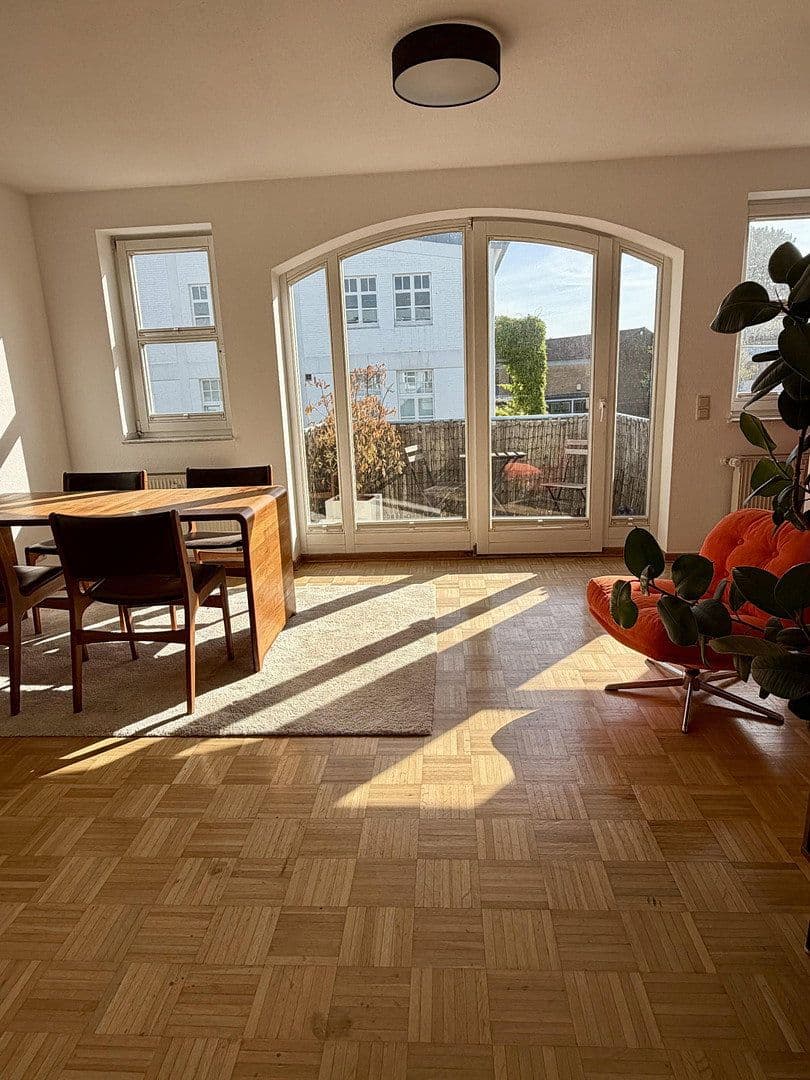 Predaj bytu 1-izbový 33 m², Rosmarinstr. 22, Düsseldorf, Severné Porýnie - Westfálsko Predaj bytu 1-izbový 33 m², Rosmarinstr. 22, Düsseldorf, Severné Porýnie - Westfálsko