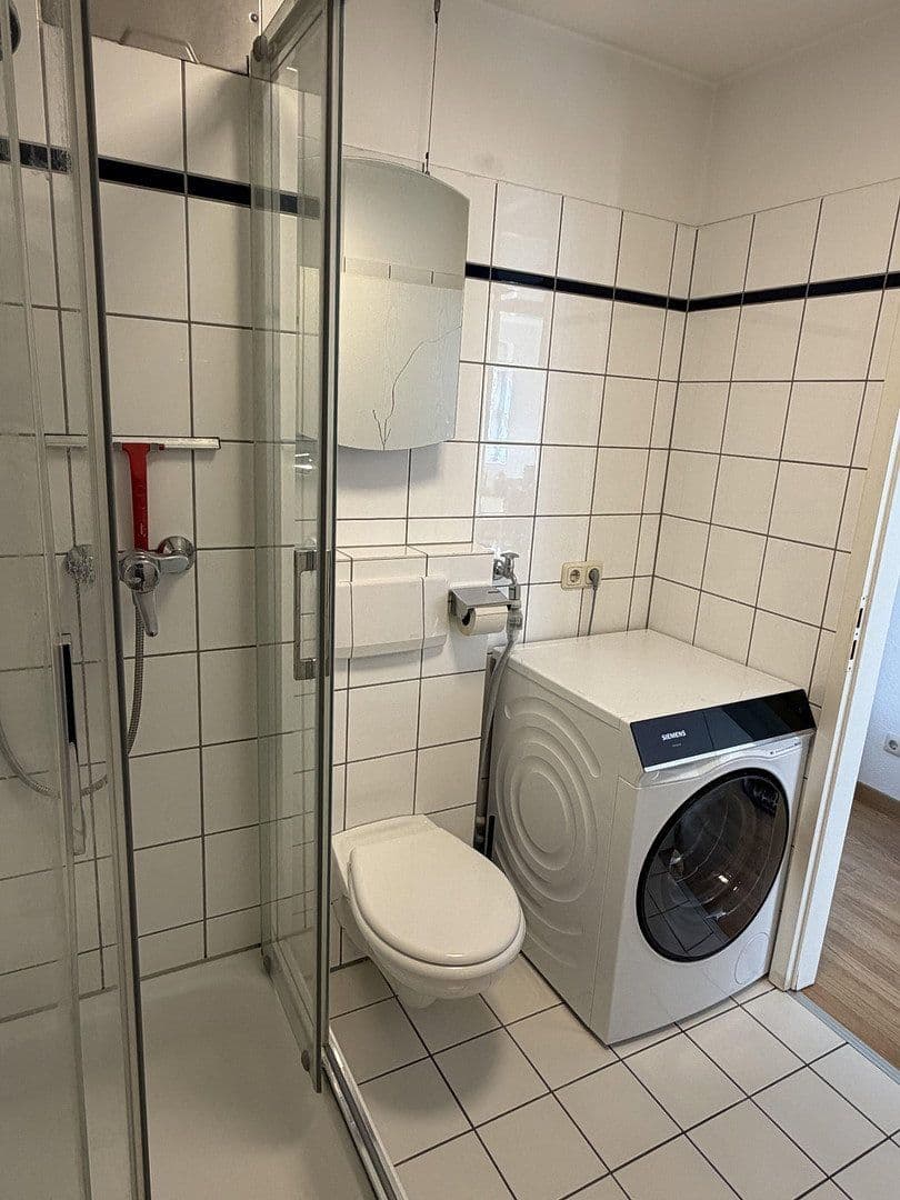Predaj bytu 1-izbový 33 m², Rosmarinstr. 22, Düsseldorf, Severné Porýnie - Westfálsko Predaj bytu 1-izbový 33 m², Rosmarinstr. 22, Düsseldorf, Severné Porýnie - Westfálsko