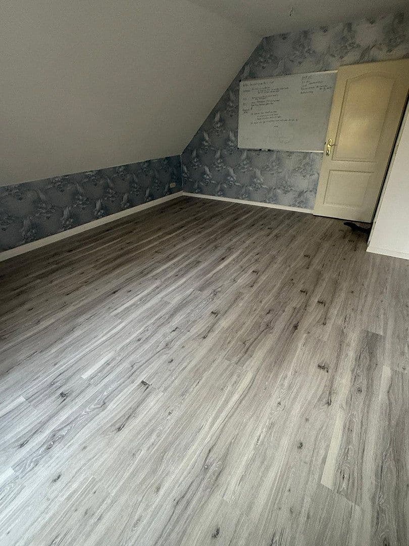 Predaj domu 282 m², pozemok 1.914 m², Handeloh, Dolné Sasko Predaj domu 282 m², pozemok 1.914 m², Handeloh, Dolné Sasko