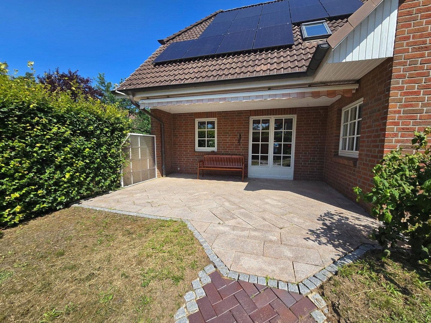 Predaj domu 282 m², pozemok 1.914 m², Handeloh, Dolné Sasko Predaj domu 282 m², pozemok 1.914 m², Handeloh, Dolné Sasko