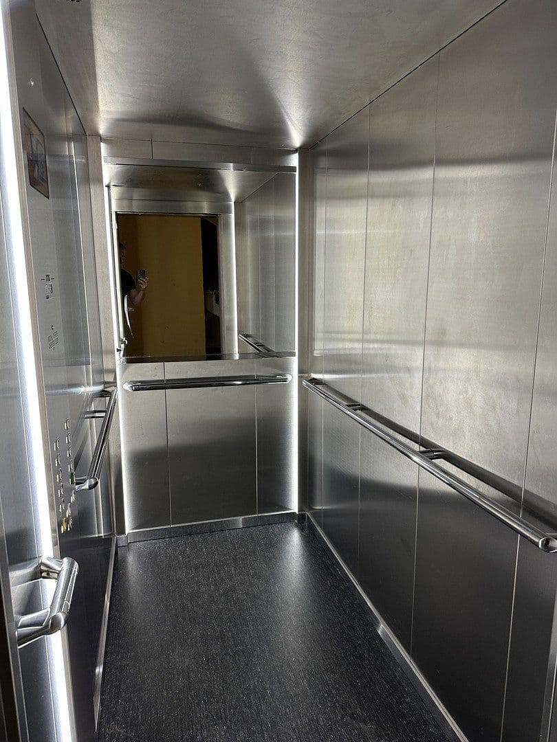Prenájom bytu 3-izbový 81 m², Eisenacher Straße 4, Koblenz, Porýnie-Falcko Prenájom bytu 3-izbový 81 m², Eisenacher Straße 4, Koblenz, Porýnie-Falcko