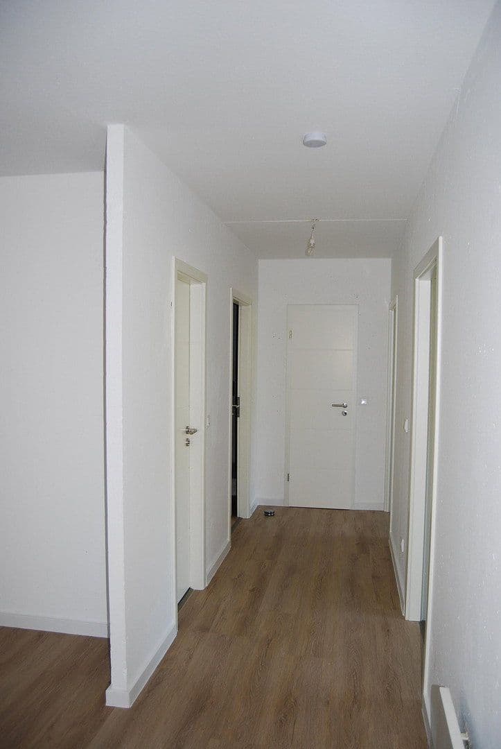 Prenájom bytu 3-izbový 81 m², Eisenacher Straße 4, Koblenz, Porýnie-Falcko Prenájom bytu 3-izbový 81 m², Eisenacher Straße 4, Koblenz, Porýnie-Falcko