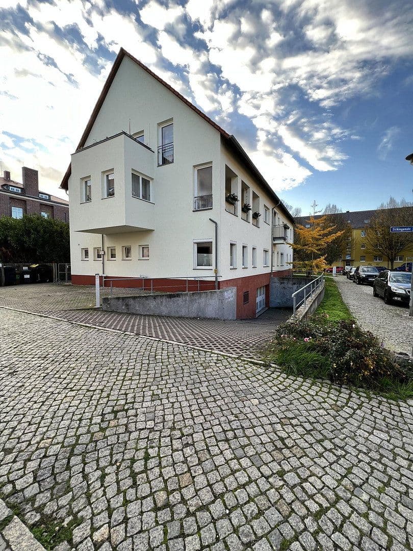 Prenájom bytu 5-izbový 120 m², Sickingenstraße 5, Magdeburg, Sasko-Anhaltsko Prenájom bytu 5-izbový 120 m², Sickingenstraße 5, Magdeburg, Sasko-Anhaltsko