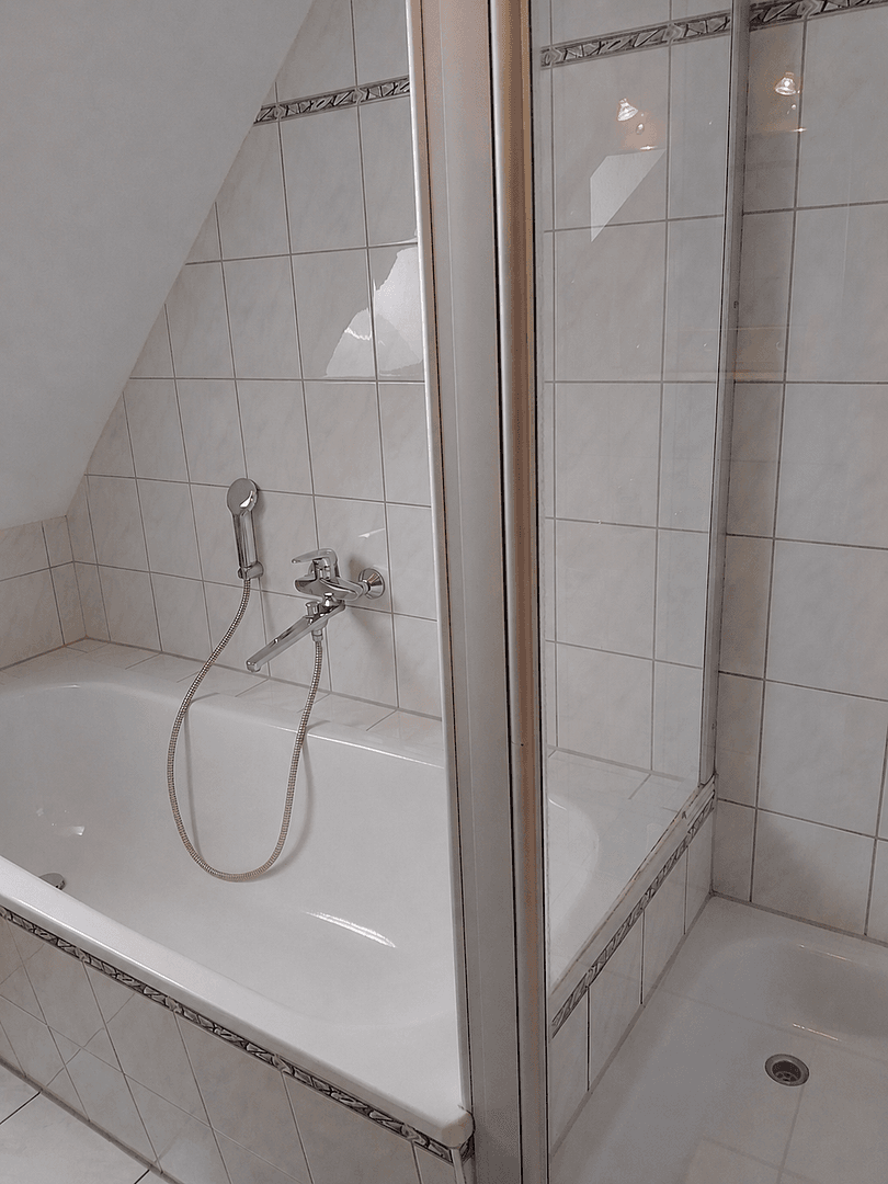 Prenájom bytu 5-izbový 120 m², Sickingenstraße 5, Magdeburg, Sasko-Anhaltsko Prenájom bytu 5-izbový 120 m², Sickingenstraße 5, Magdeburg, Sasko-Anhaltsko