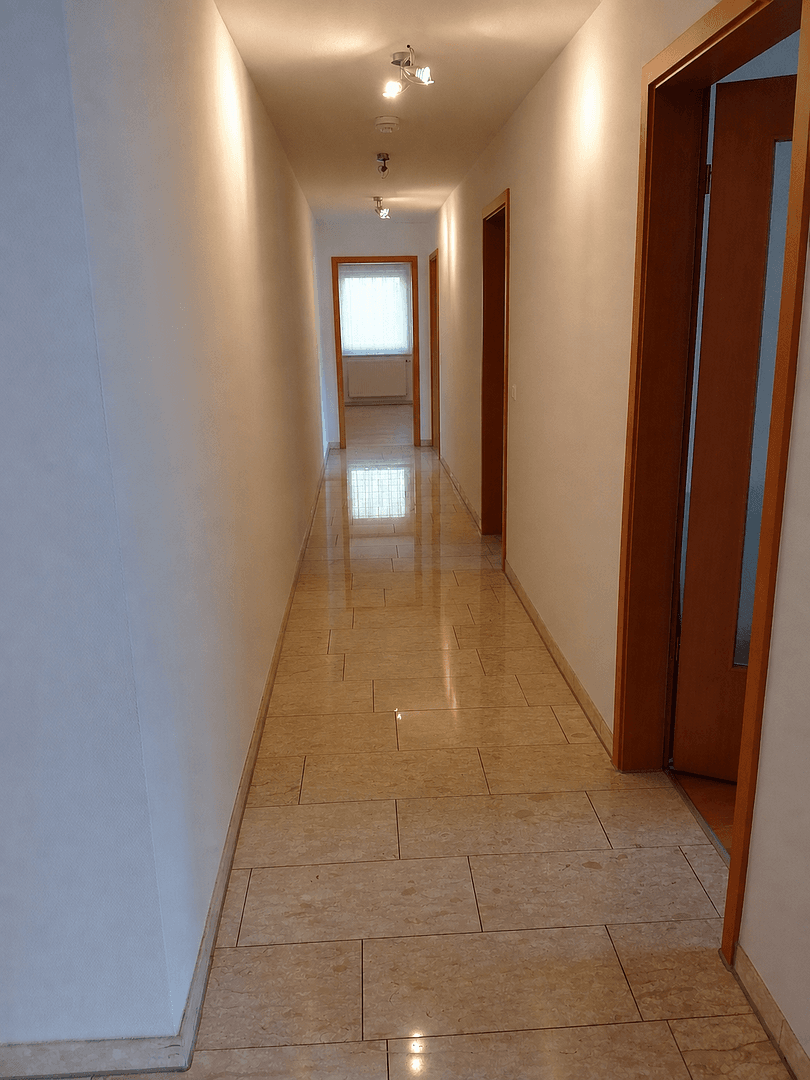 Prenájom bytu 5-izbový 120 m², Sickingenstraße 5, Magdeburg, Sasko-Anhaltsko Prenájom bytu 5-izbový 120 m², Sickingenstraße 5, Magdeburg, Sasko-Anhaltsko