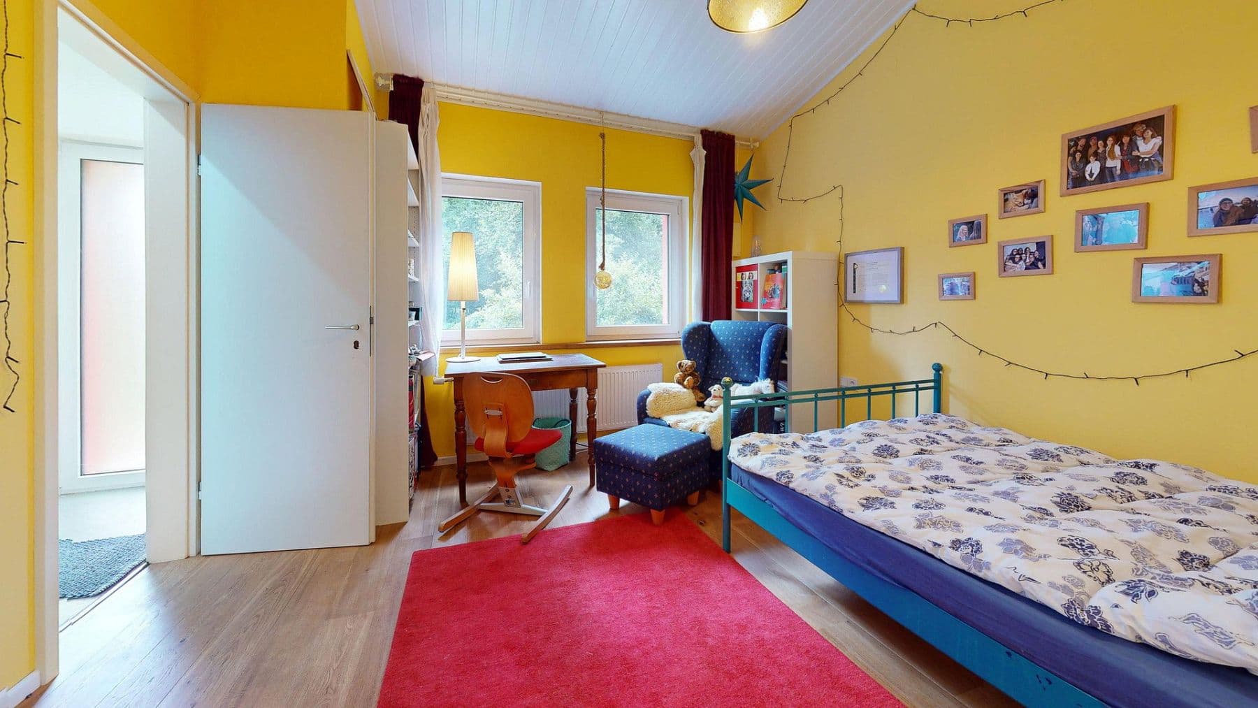 Predaj domu 291 m², pozemok 2.464 m², Daimlerstr. 14, Taunusstein, Hesensko Predaj domu 291 m², pozemok 2.464 m², Daimlerstr. 14, Taunusstein, Hesensko