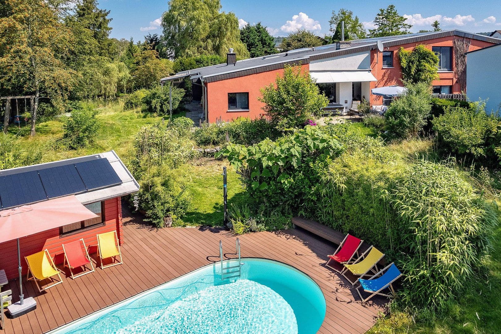 Predaj domu 291 m², pozemok 2.464 m², Daimlerstr. 14, Taunusstein, Hesensko Predaj domu 291 m², pozemok 2.464 m², Daimlerstr. 14, Taunusstein, Hesensko
