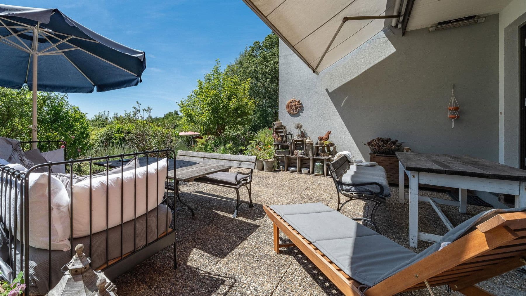 Predaj domu 291 m², pozemok 2.464 m², Daimlerstr. 14, Taunusstein, Hesensko Predaj domu 291 m², pozemok 2.464 m², Daimlerstr. 14, Taunusstein, Hesensko