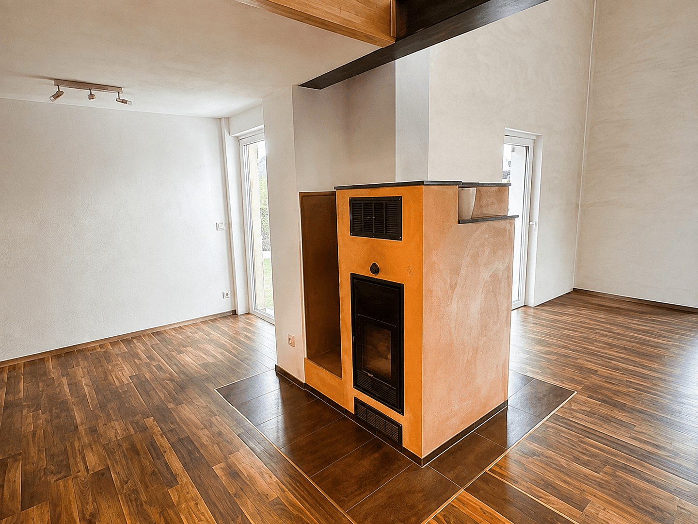 Predaj domu 273 m², pozemok 655 m², Alfred-Nobel-Ring 14, Einbeck, Dolné Sasko Predaj domu 273 m², pozemok 655 m², Alfred-Nobel-Ring 14, Einbeck, Dolné Sasko