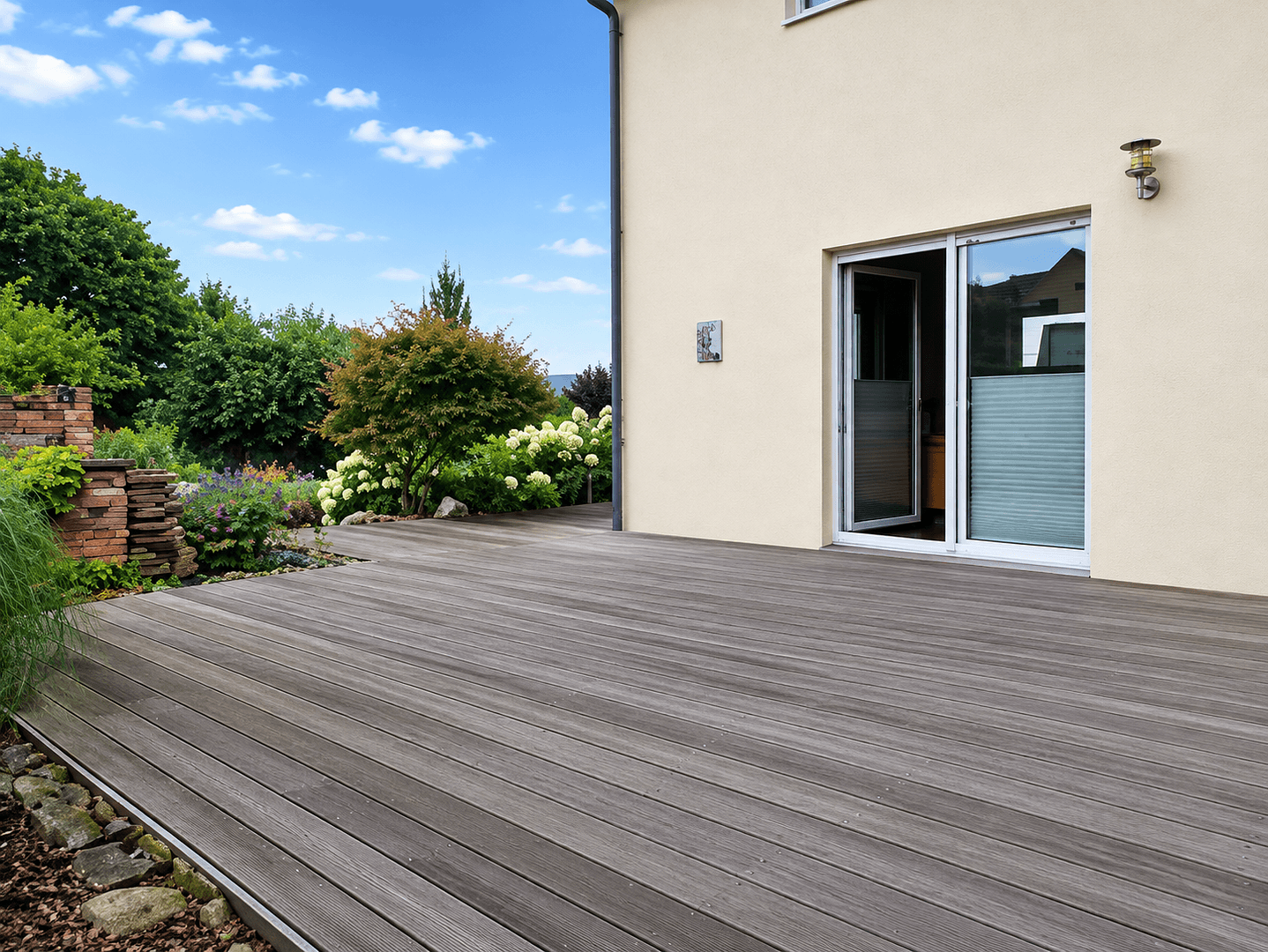 Predaj domu 273 m², pozemok 655 m², Alfred-Nobel-Ring 14, Einbeck, Dolné Sasko Predaj domu 273 m², pozemok 655 m², Alfred-Nobel-Ring 14, Einbeck, Dolné Sasko