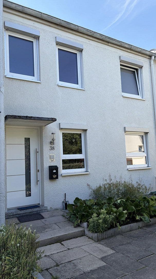 Predaj domu 120 m², pozemok 233 m², Ditzingen, Bádensko-Wurttembersko Predaj domu 120 m², pozemok 233 m², Ditzingen, Bádensko-Wurttembersko