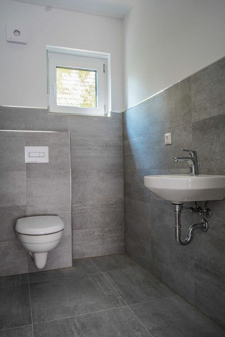 Predaj domu 150 m², pozemok 402 m², Humboldtallee 41, Falkensee, Brandenbursko Predaj domu 150 m², pozemok 402 m², Humboldtallee 41, Falkensee, Brandenbursko