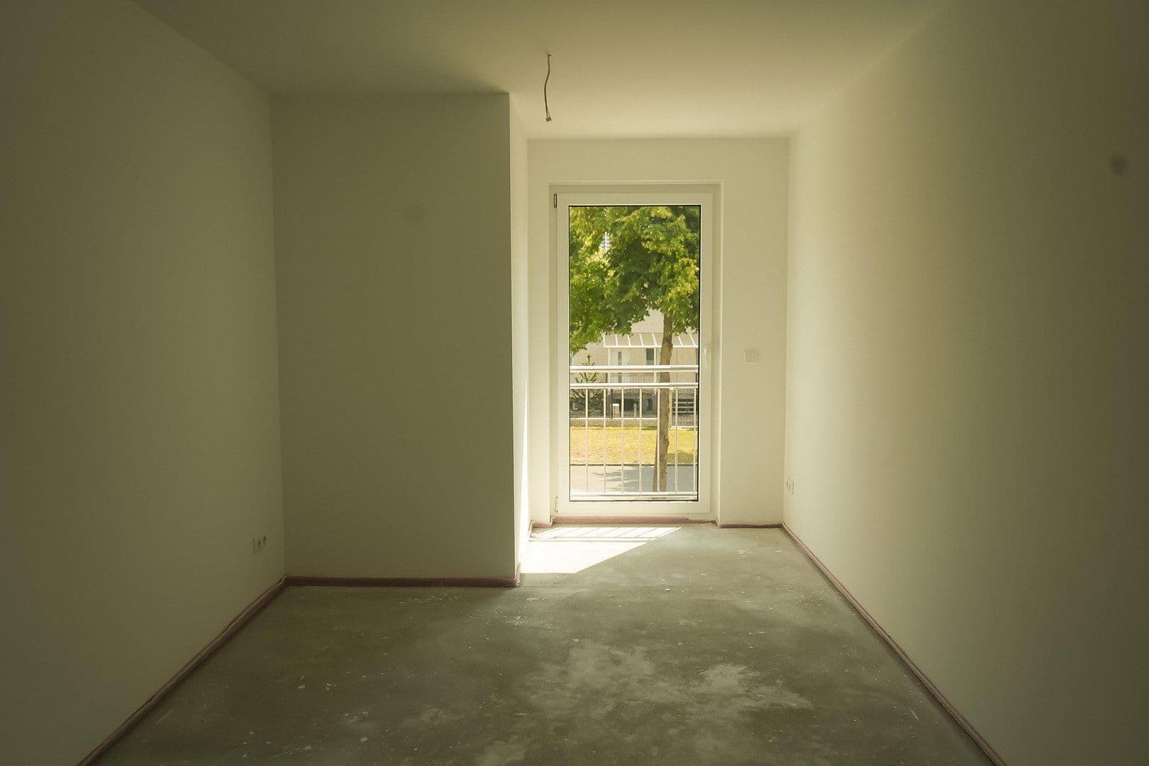 Predaj domu 150 m², pozemok 402 m², Humboldtallee 41, Falkensee, Brandenbursko Predaj domu 150 m², pozemok 402 m², Humboldtallee 41, Falkensee, Brandenbursko