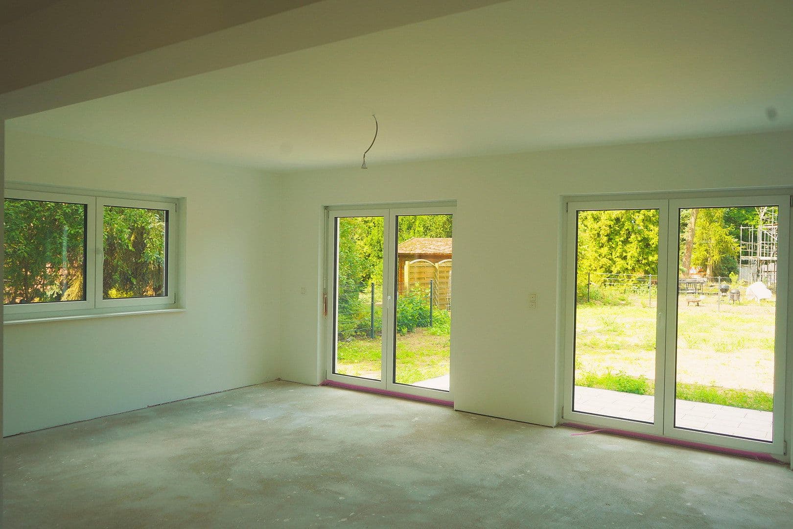 Predaj domu 150 m², pozemok 402 m², Humboldtallee 41, Falkensee, Brandenbursko Predaj domu 150 m², pozemok 402 m², Humboldtallee 41, Falkensee, Brandenbursko