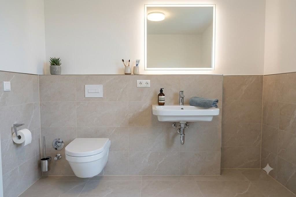 Predaj domu 150 m², pozemok 402 m², Humboldtallee 41, Falkensee, Brandenbursko Predaj domu 150 m², pozemok 402 m², Humboldtallee 41, Falkensee, Brandenbursko