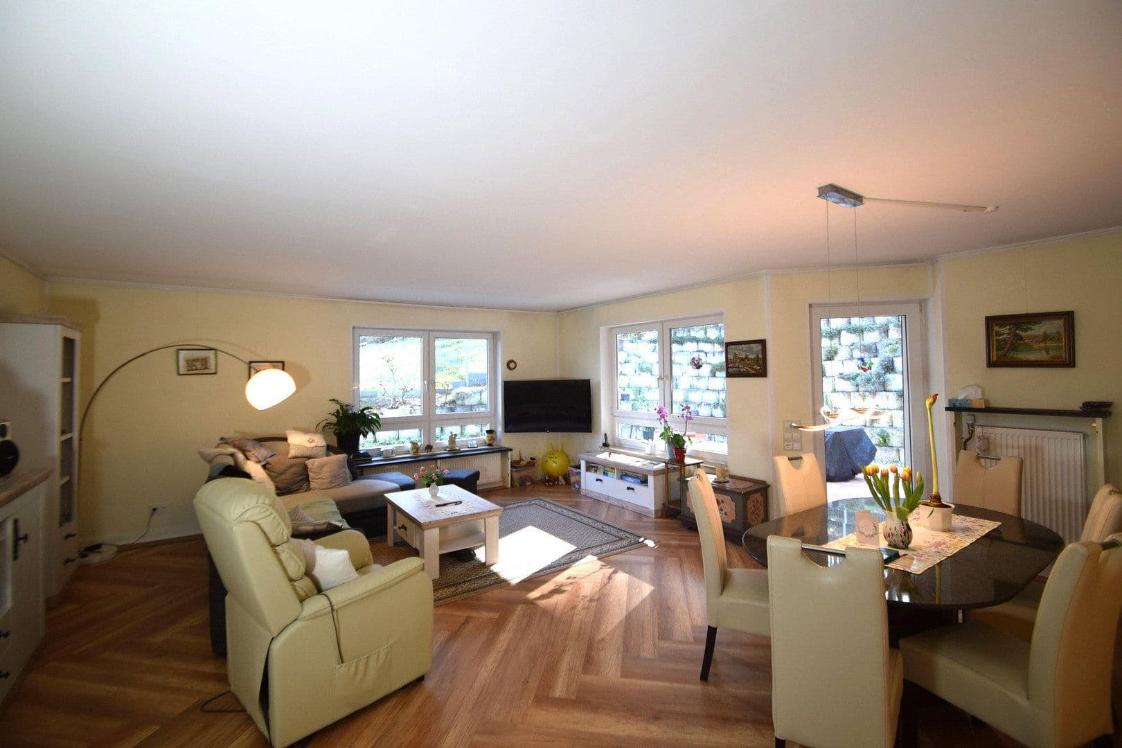 Predaj bytu 3-izbový 134 m², Meisenweg 2, Bad Neuenahr-Ahrweiler, Porýnie-Falcko Predaj bytu 3-izbový 134 m², Meisenweg 2, Bad Neuenahr-Ahrweiler, Porýnie-Falcko