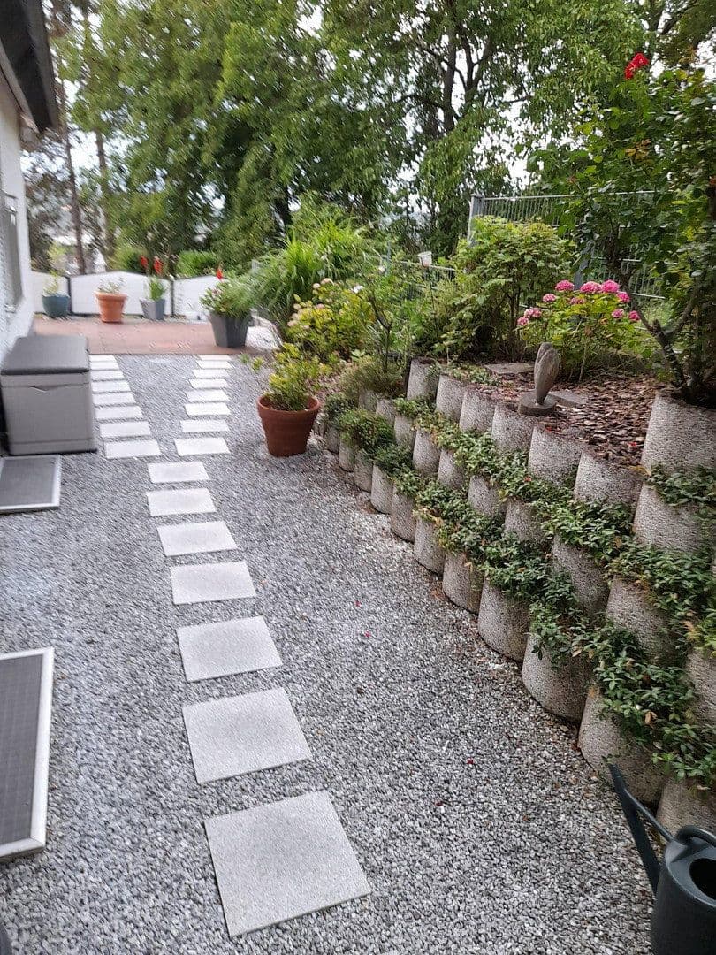 Predaj bytu 3-izbový 134 m², Meisenweg 2, Bad Neuenahr-Ahrweiler, Porýnie-Falcko Predaj bytu 3-izbový 134 m², Meisenweg 2, Bad Neuenahr-Ahrweiler, Porýnie-Falcko
