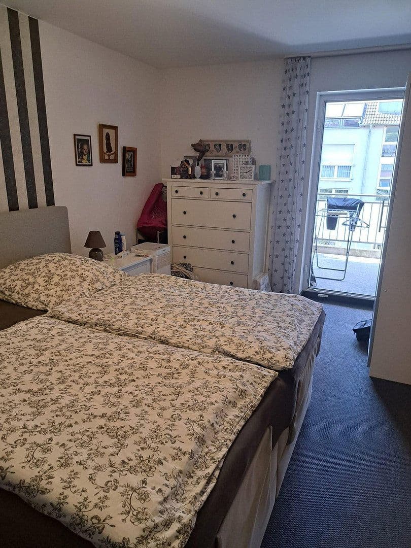 Predaj bytu 2-izbový 75 m², Oberhausen, Severné Porýnie - Westfálsko Predaj bytu 2-izbový 75 m², Oberhausen, Severné Porýnie - Westfálsko
