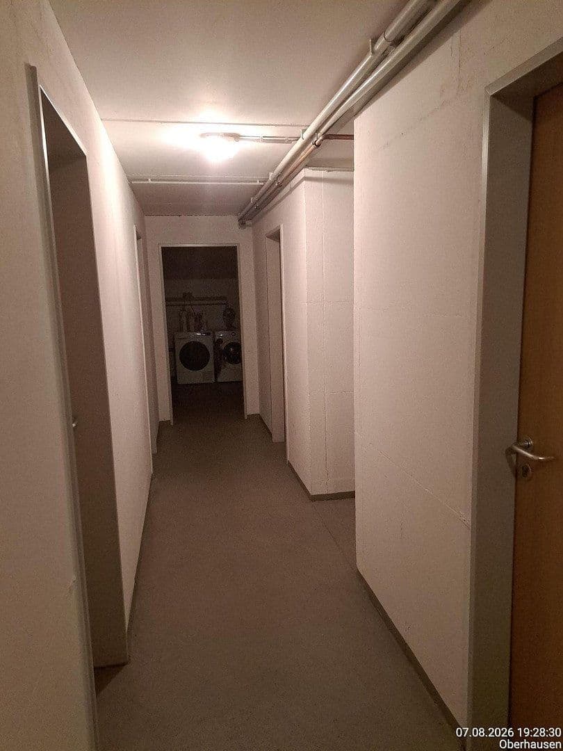 Predaj bytu 2-izbový 75 m², Oberhausen, Severné Porýnie - Westfálsko Predaj bytu 2-izbový 75 m², Oberhausen, Severné Porýnie - Westfálsko