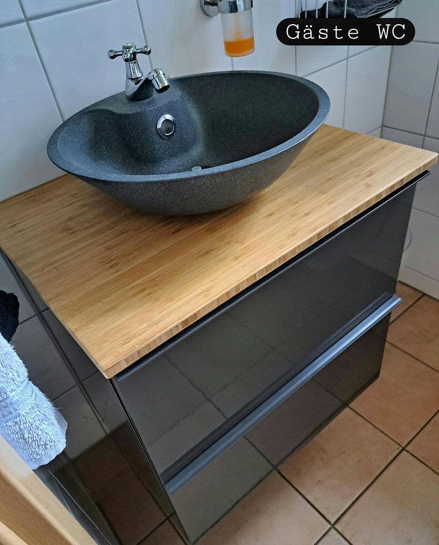 Predaj bytu 2-izbový 75 m², Oberhausen, Severné Porýnie - Westfálsko Predaj bytu 2-izbový 75 m², Oberhausen, Severné Porýnie - Westfálsko