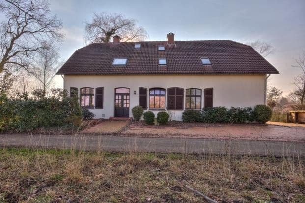 Prenájom domu 250 m², pozemok 2.000 m², Borgholzhausen, Severné Porýnie - Westfálsko Prenájom domu 250 m², pozemok 2.000 m², Borgholzhausen, Severné Porýnie - Westfálsko