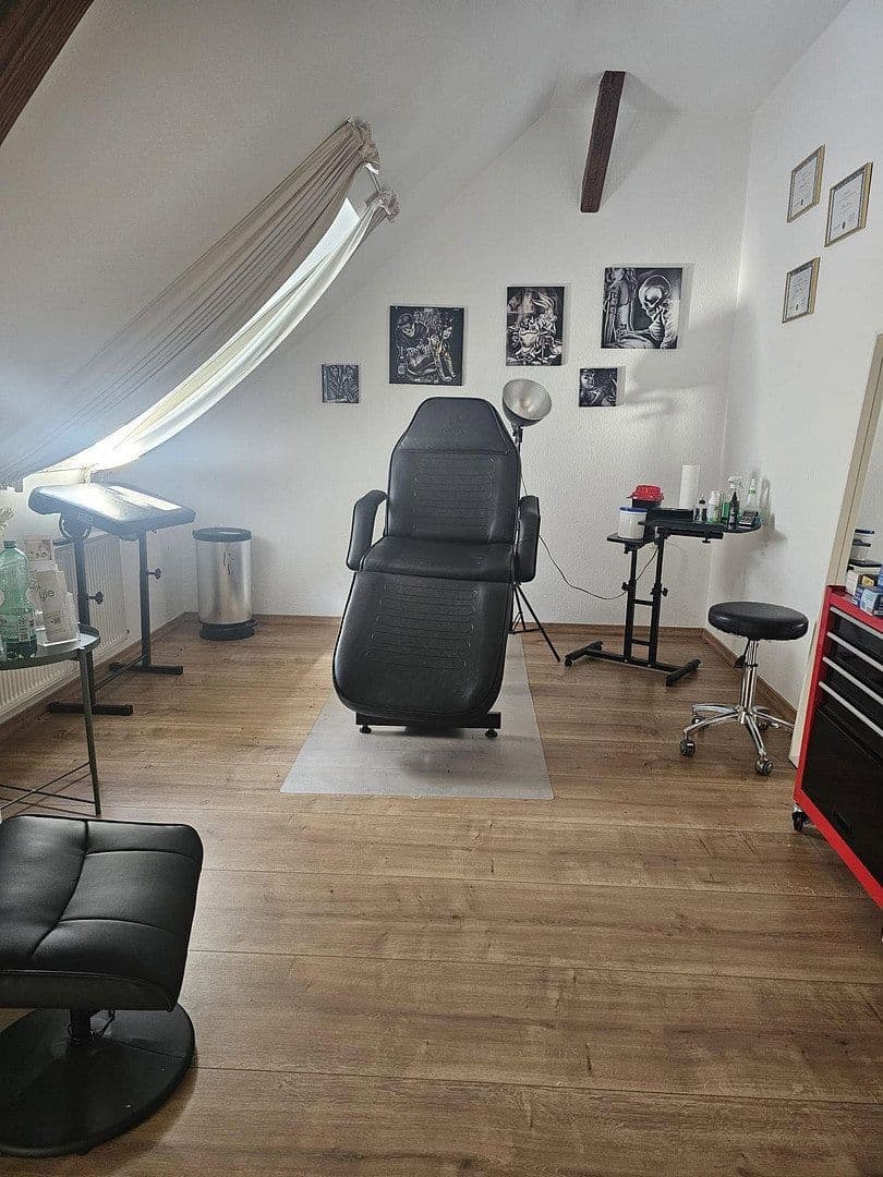 Prenájom domu 250 m², pozemok 2.000 m², Borgholzhausen, Severné Porýnie - Westfálsko Prenájom domu 250 m², pozemok 2.000 m², Borgholzhausen, Severné Porýnie - Westfálsko