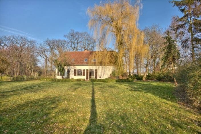 Prenájom domu 250 m², pozemok 2.000 m², Borgholzhausen, Severné Porýnie - Westfálsko Prenájom domu 250 m², pozemok 2.000 m², Borgholzhausen, Severné Porýnie - Westfálsko