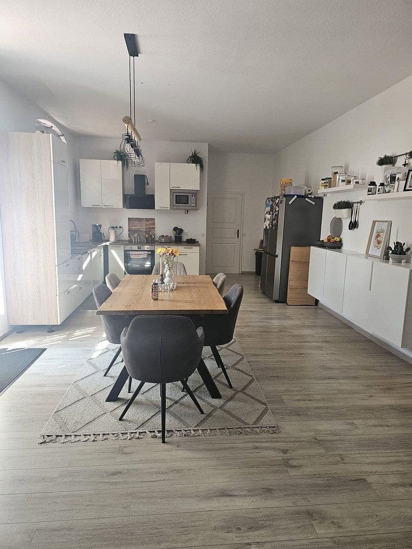 Prenájom domu 250 m², pozemok 2.000 m², Borgholzhausen, Severné Porýnie - Westfálsko Prenájom domu 250 m², pozemok 2.000 m², Borgholzhausen, Severné Porýnie - Westfálsko