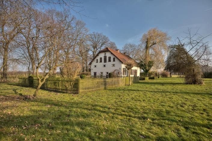 Prenájom domu 250 m², pozemok 2.000 m², Borgholzhausen, Severné Porýnie - Westfálsko Prenájom domu 250 m², pozemok 2.000 m², Borgholzhausen, Severné Porýnie - Westfálsko