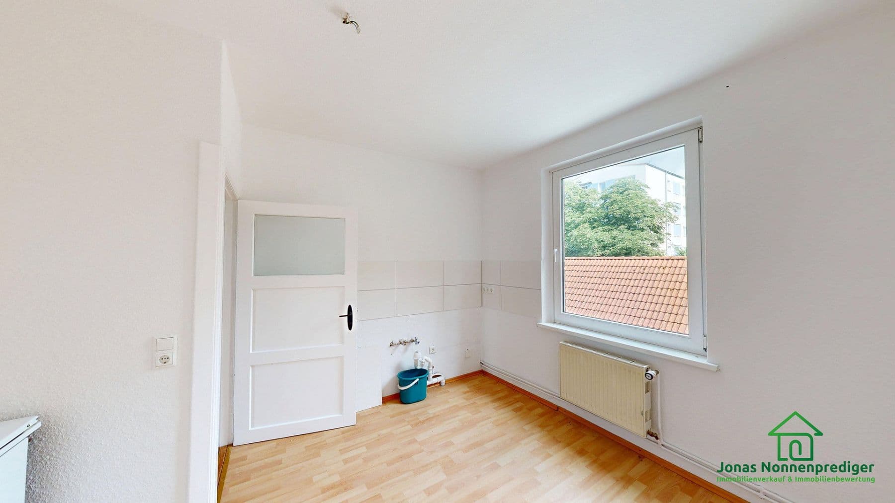 Predaj domu 296 m², pozemok 964 m², Gadebuscher Straße 136, Schwerin, Meklenbursko-Predpomoransko Predaj domu 296 m², pozemok 964 m², Gadebuscher Straße 136, Schwerin, Meklenbursko-Predpomoransko