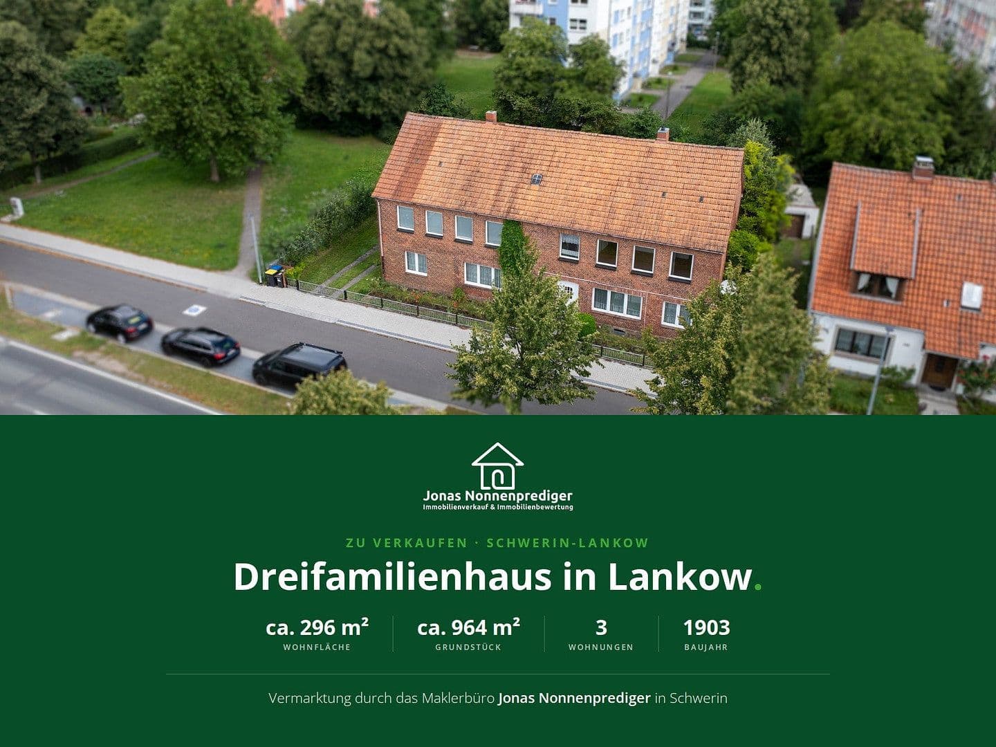 Predaj domu 296 m², pozemok 964 m², Gadebuscher Straße 136, Schwerin, Meklenbursko-Predpomoransko Predaj domu 296 m², pozemok 964 m², Gadebuscher Straße 136, Schwerin, Meklenbursko-Predpomoransko