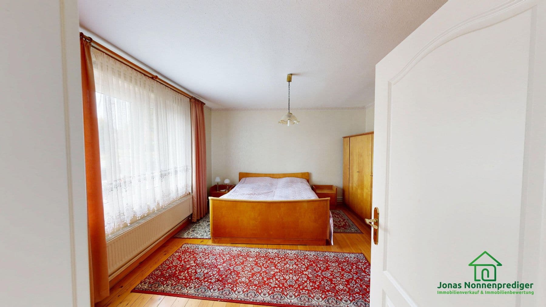 Predaj domu 296 m², pozemok 964 m², Gadebuscher Straße 136, Schwerin, Meklenbursko-Predpomoransko Predaj domu 296 m², pozemok 964 m², Gadebuscher Straße 136, Schwerin, Meklenbursko-Predpomoransko