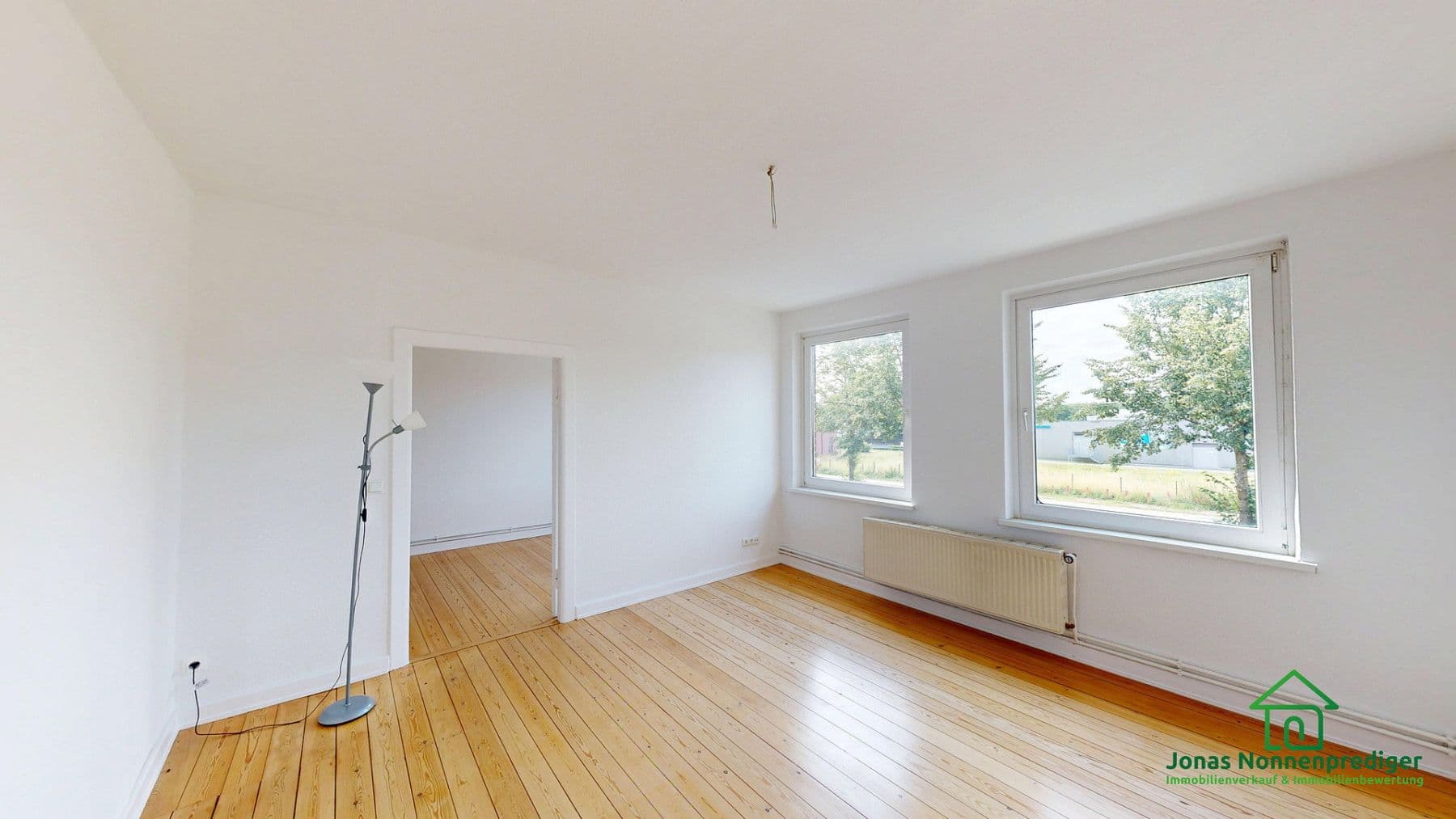 Predaj domu 296 m², pozemok 964 m², Gadebuscher Straße 136, Schwerin, Meklenbursko-Predpomoransko Predaj domu 296 m², pozemok 964 m², Gadebuscher Straße 136, Schwerin, Meklenbursko-Predpomoransko