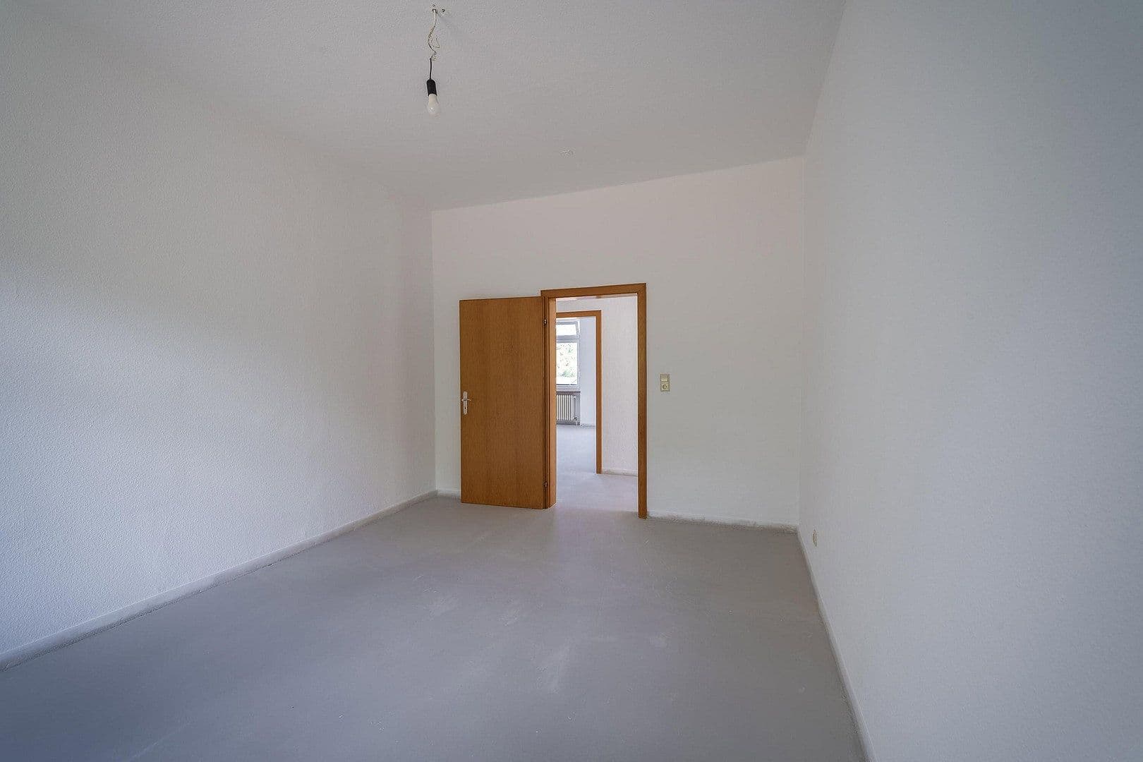 Predaj domu 262 m², pozemok 376 m², In der Märtschelt 8, Cochem, Porýnie-Falcko Predaj domu 262 m², pozemok 376 m², In der Märtschelt 8, Cochem, Porýnie-Falcko