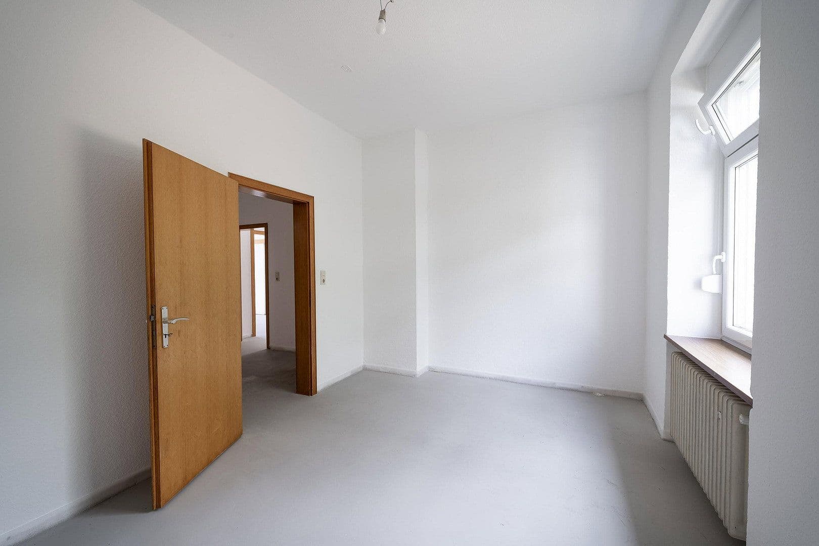 Predaj domu 262 m², pozemok 376 m², In der Märtschelt 8, Cochem, Porýnie-Falcko Predaj domu 262 m², pozemok 376 m², In der Märtschelt 8, Cochem, Porýnie-Falcko