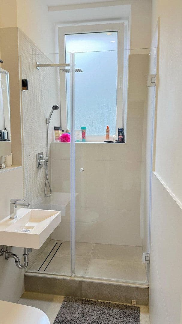 Predaj bytu 5-izbový 123 m², Stuttgart, Bádensko-Wurttembersko Predaj bytu 5-izbový 123 m², Stuttgart, Bádensko-Wurttembersko