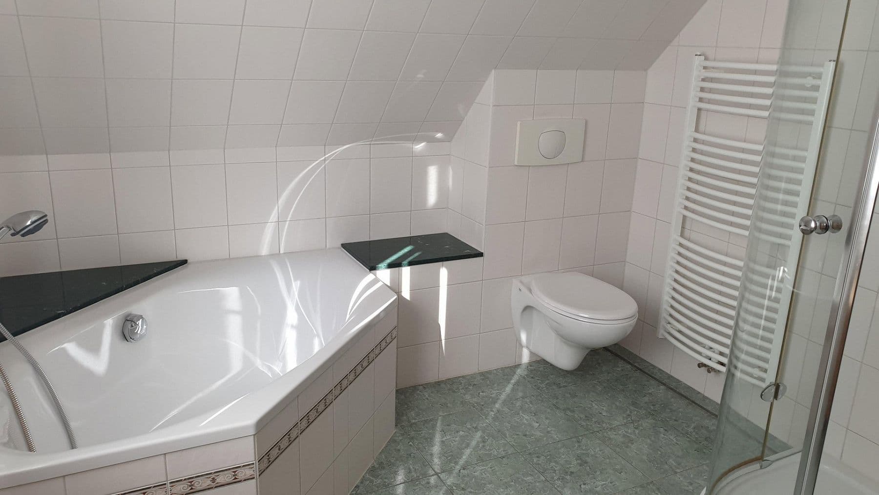 Predaj domu 113 m², pozemok 495 m², Krostitz, Sasko Predaj domu 113 m², pozemok 495 m², Krostitz, Sasko