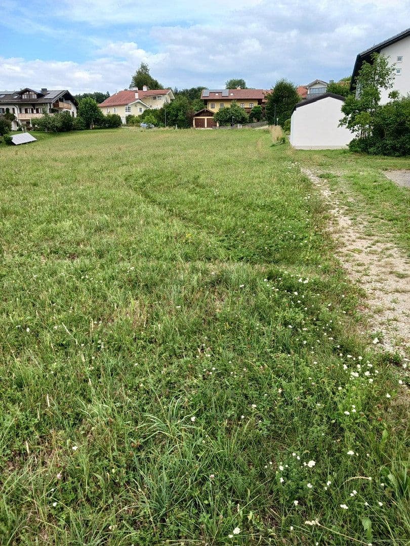 Predaj pozemku 300 m², Soyen, Bavorsko Predaj pozemku 300 m², Soyen, Bavorsko