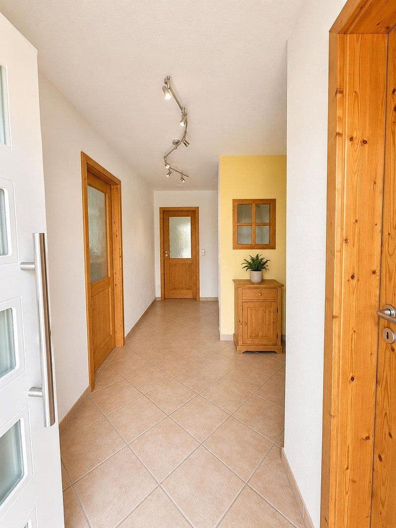 Predaj domu 134 m², pozemok 515 m², Argenbühl, Bádensko-Wurttembersko Predaj domu 134 m², pozemok 515 m², Argenbühl, Bádensko-Wurttembersko