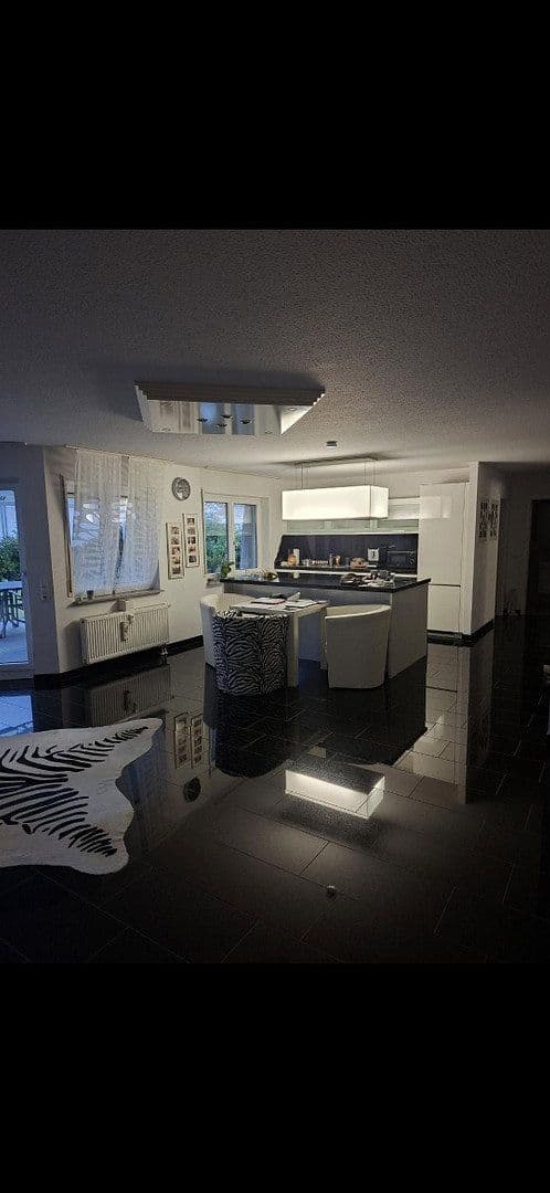 Predaj bytu 2-izbový 75 m², Marbach am Neckar, Bádensko-Wurttembersko Predaj bytu 2-izbový 75 m², Marbach am Neckar, Bádensko-Wurttembersko