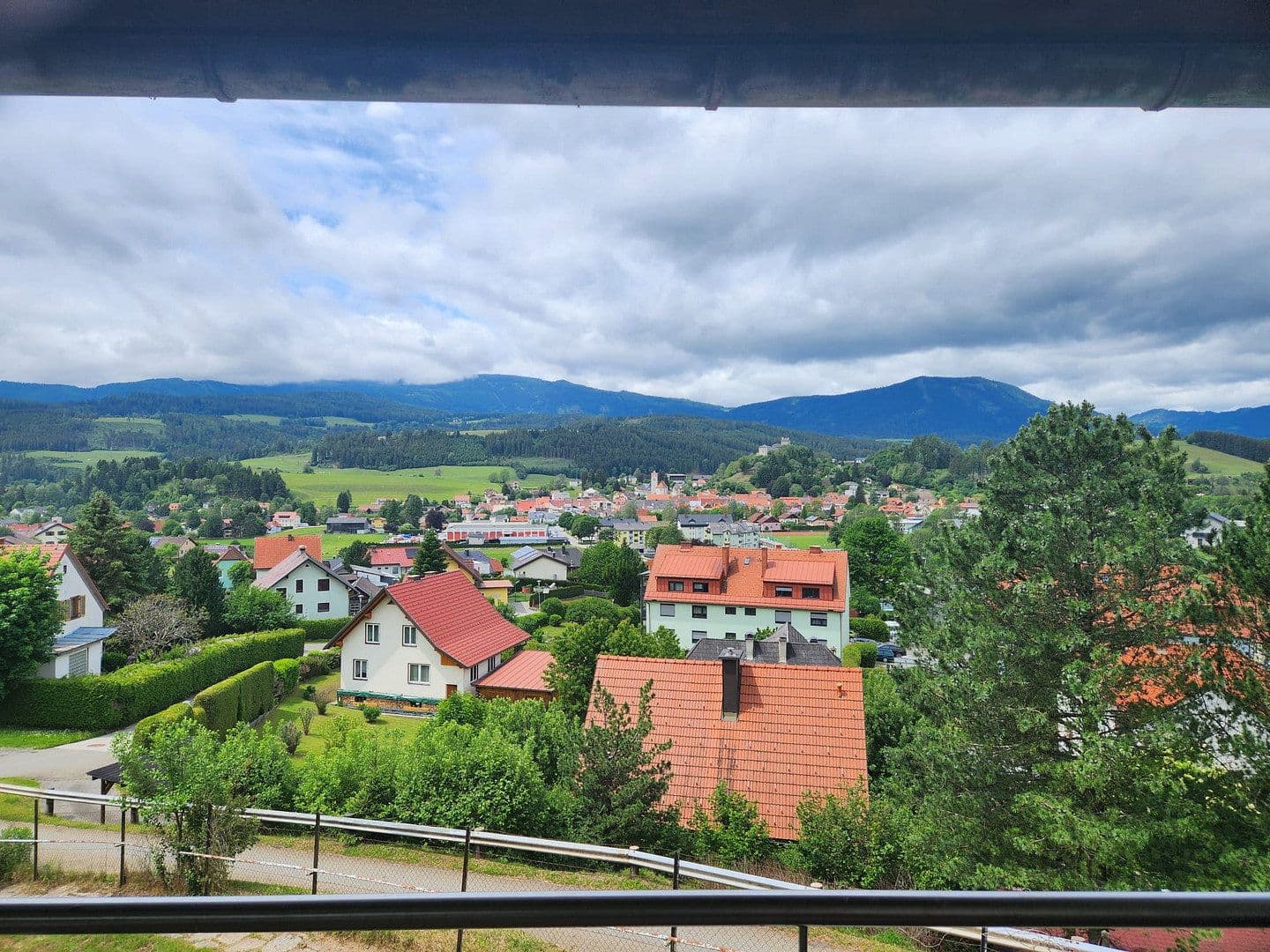 Predaj domu 152 m², pozemok 1.460 m², Schwimmbadstraße 31, Neumarkt in der Steiermark, Štajersko Predaj domu 152 m², pozemok 1.460 m², Schwimmbadstraße 31, Neumarkt in der Steiermark, Štajersko