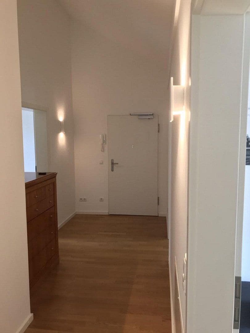 Predaj bytu 2-izbový 88 m², München, Bavorsko Predaj bytu 2-izbový 88 m², München, Bavorsko