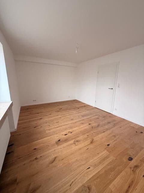 Prenájom bytu 4-izbový 175 m², Bad Wörishofen, Bavorsko Prenájom bytu 4-izbový 175 m², Bad Wörishofen, Bavorsko