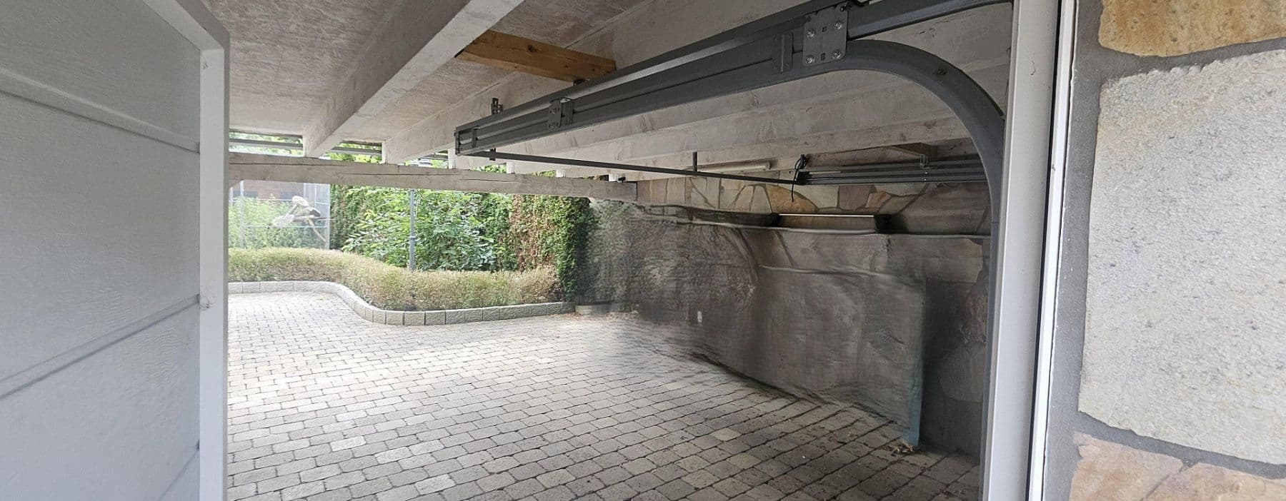 Predaj domu 209 m², pozemok 334 m², Lichtensteinstr., 64, Reutlingen, Bádensko-Wurttembersko Predaj domu 209 m², pozemok 334 m², Lichtensteinstr., 64, Reutlingen, Bádensko-Wurttembersko