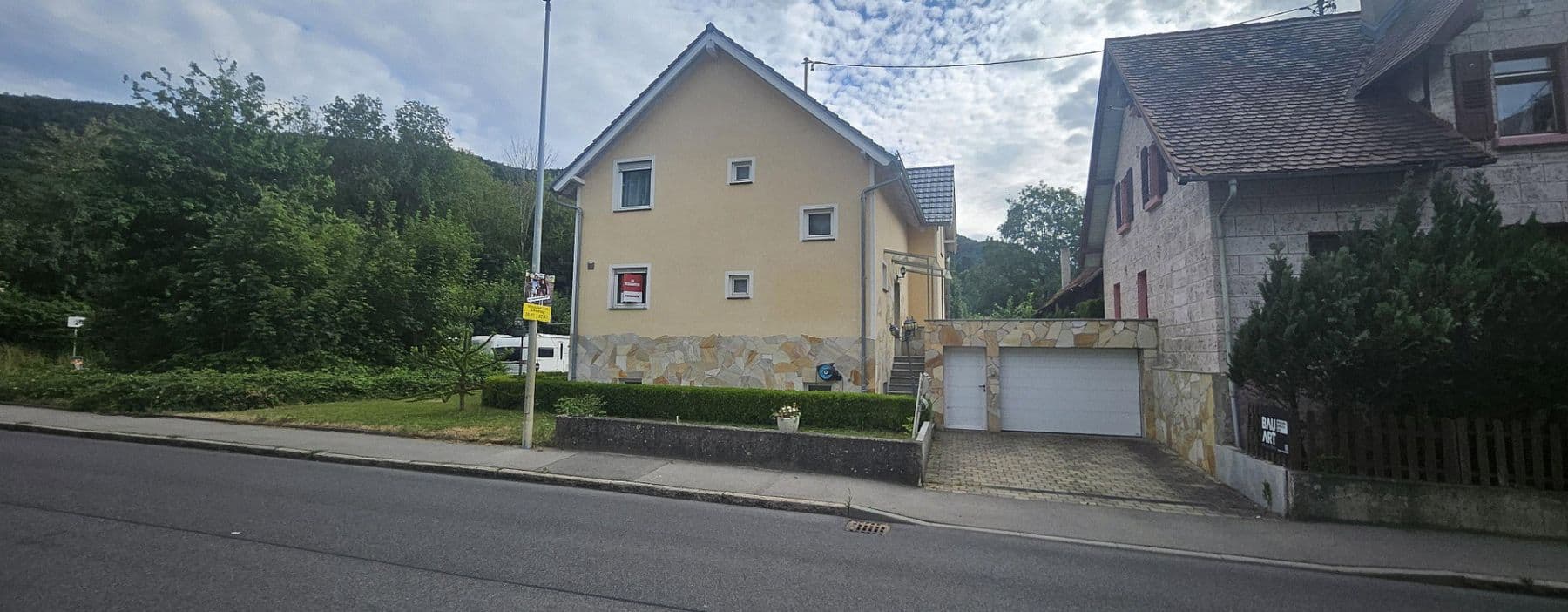 Predaj domu 209 m², pozemok 334 m², Lichtensteinstr., 64, Reutlingen, Bádensko-Wurttembersko Predaj domu 209 m², pozemok 334 m², Lichtensteinstr., 64, Reutlingen, Bádensko-Wurttembersko